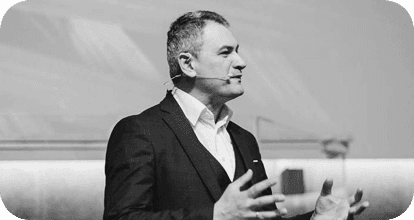 РОМАН ВЕЧЕРКІВСЬКИЙ